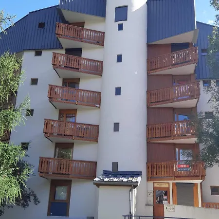 - 2 Pieces, 6 Personnes, 42m², Au Pied Des Pistes Avec Garage Privatif - Fr-1-516-182